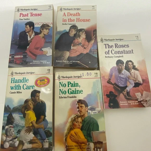 * Harlequin Romance Book Bundle Large Print - Picture 9 of 9